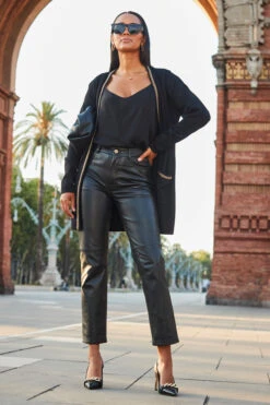 Black Longline Cardigan With Luxe Chain Trim -Sosandar Fashion Store web 2307 107 s23tk979bk0001 107 005 2