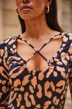 Leopard Print Cross Strap Midi Jersey Dress 10 Leopard Print Cross Strap Midi Jersey Dress -Sosandar Fashion Store web 2307 73 s23dj245ld0001 73 217