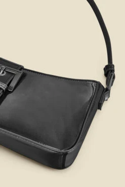 Black Faux Leather Chain Detail Shoulder Bag 11 Black Faux Leather Chain Detail Shoulder Bag -Sosandar Fashion Store web 2307 box a23ac005bk0001 c