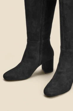 Black Stretch Suede Low Block Heel Knee High Boot 7 Black Stretch Suede Low Block Heel Knee High Boot -Sosandar Fashion Store web 2308 box a23fw009bk0001 c 1