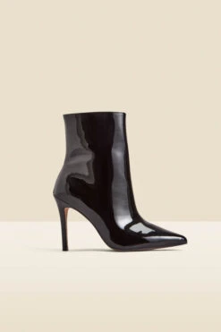 Black Patent Pointed Toe Ankle Boot -Sosandar Fashion Store web 2308 box a23fw072bk0001 a 1 1