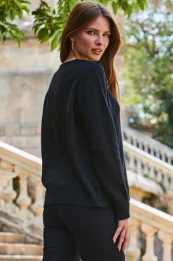 Black Gold Chain Detail Jumper 10 Black Gold Chain Detail Jumper -Sosandar Fashion Store web 2309 141 a23ow021bk0001 141 128