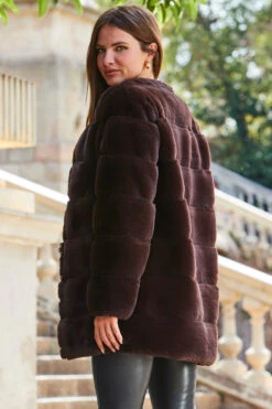 Dark Brown Faux Fur Coat -Sosandar Fashion Store web 2309 142 a23ow019pt0004 142 116