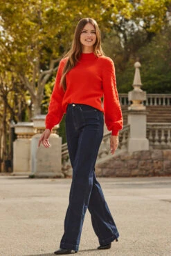 Dark Indigo Wide Leg Pintuck Jeans -Sosandar Fashion Store web 2309 18 a23tk211oe0008 a22bl004bk0001 18 044 1