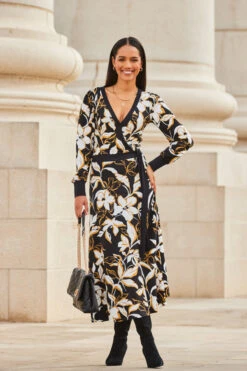 Black Floral Print Contrast Trim Midi Wrap Dress -Sosandar Fashion Store web 2309 95 a23dj021bkcv01 95 084