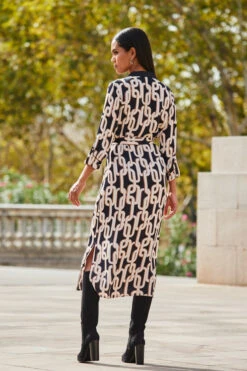 Black Chain Print Contrast Trim Belted Shirt Dress 9 Black Chain Print Contrast Trim Belted Shirt Dress -Sosandar Fashion Store web 2309 96 a23dw105bkge01 96 189