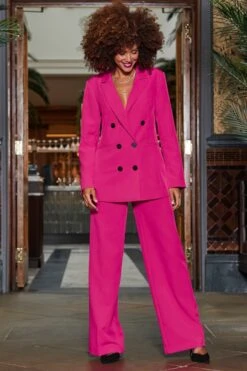 Pink Longline Tuxedo Blazer -Sosandar Fashion Store web 2310 29 a23ow077pk0001 a23bw055pk0001 a23tj066bk0001 29 023 rt 2