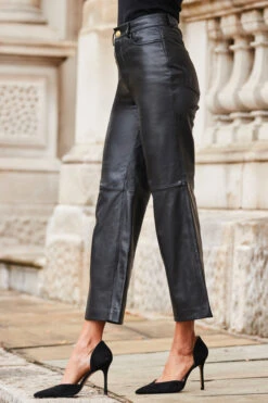 Black Leather Straight Leg Cropped Trousers -Sosandar Fashion Store web 2310 51 a23bl003bk0001 s23tj176bk0001 51 126 rt