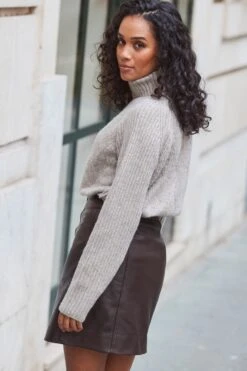 Mocha Brown Stitch Detail Roll Neck Jumper 13 Mocha Brown Stitch Detail Roll Neck Jumper -Sosandar Fashion Store web 2311 47 a23tk262bn0024 s23sl005pt0004 47 1673