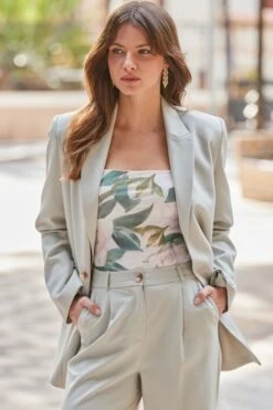 Mint Green Relaxed Fit Double Breasted Blazer 14 Mint Green Relaxed Fit Double Breasted Blazer -Sosandar Fashion Store web 2401 50 s24tj029ivfl01 50 009 1