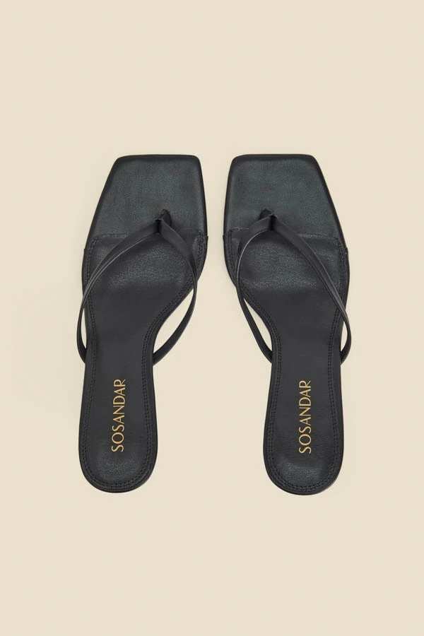 Black Mid Heel Flip Flop Sandals 5 Black Mid Heel Flip Flop Sandals - Image 3