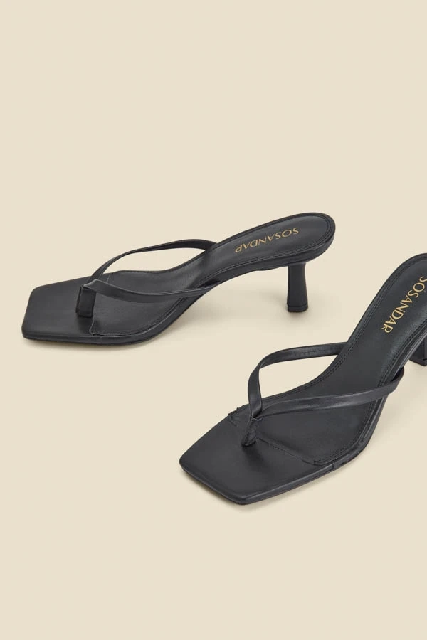 Black Mid Heel Flip Flop Sandals 6 Black Mid Heel Flip Flop Sandals - Image 4