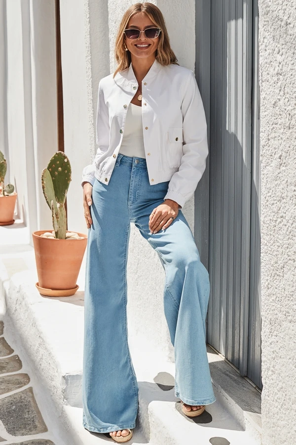 Light Wash Palazzo Jeans 5 Light Wash Palazzo Jeans - Image 3