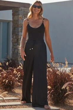 Black Plisse Relaxed Fit Wide Leg Trousers -Sosandar Fashion Store web 2405 86 s24bw087bk0001 86 089