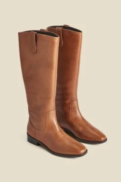 Tan Square Toe Flat Leather Boots