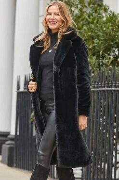 Black Luxury Faux Fur Longline Coat -Sosandar Fashion Store web 2409 20 a24ow017bk0001 a20tk008bk0001 s23bp010bk0001 20 115