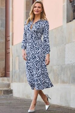 Petite Blue & White Aztec Print Twist Front Dress -Sosandar Fashion Store web 2501 05 dydrj026blmm01 05 062 rt 1