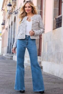 Ivory & Navy Stripe Boucle Jacket -Sosandar Fashion Store web 2501 30 s25ow004iv0001 s24bd013be0007 30 020 rt2