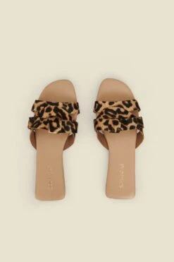 Leopard Print Cross Strap Sandals -Sosandar Fashion Store web 2501 box s23fw025ld0001 4