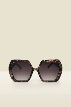 Tortoise Shell Large Glamour Sunglasses -Sosandar Fashion Store web 2501 box s25ac051bktt01 1