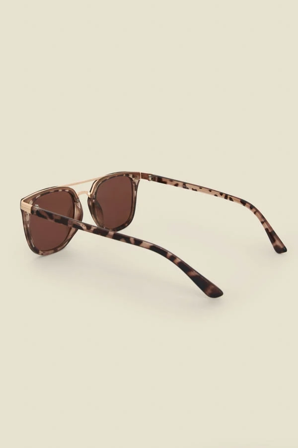 Tortoise Shell Mirrored Lens Sunglasses 5 Tortoise Shell Mirrored Lens Sunglasses - Image 3