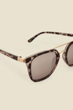 Tortoise Shell Mirrored Lens Sunglasses 9 Tortoise Shell Mirrored Lens Sunglasses -Sosandar Fashion Store web 2501 box s25ac057bnt001 3