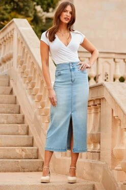 Light Wash Contour Waist Denim Midi Skirt 11 Light Wash Contour Waist Denim Midi Skirt -Sosandar Fashion Store web 2502 22 dytoj028wh0001 a24sd008dm001w 22 076 rt