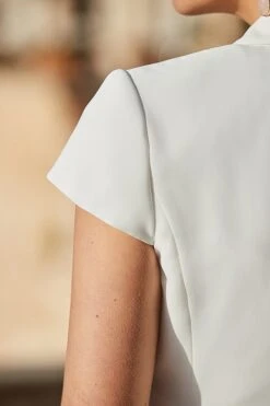 Ivory Cap Sleeve Premium Tailored Jacket -Sosandar Fashion Store web 2502 33 s25ow030nl0006 s25bw007we0001 s25bw025we0001 33 129