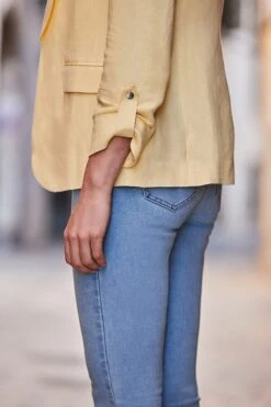 Lemon Yellow Linen Blend Blazer -Sosandar Fashion Store web 2502 87 s25bd009be0010 87 212