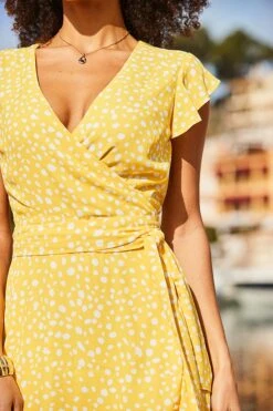 Sunshine Yellow & White Fleck Print Wrap Dress -Sosandar Fashion Store web 2503 06 dydrw031ye0001 06 169