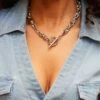 Silver Chunky Toggle Detail Necklace -Sosandar Fashion Store web 2503 44 s25jd009dm001w 44 003