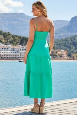 Jade Green Linen Blend Tiered Hem Maxi Dress 11 Jade Green Linen Blend Tiered Hem Maxi Dress -Sosandar Fashion Store web 2504 069 sedrw060gn0028 069 6764