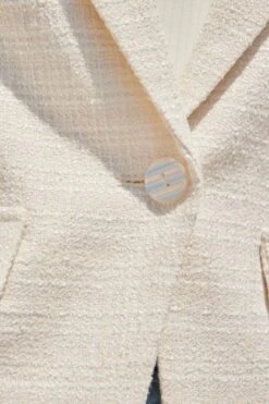 Ivory Boucle Jacket With Collar 16 Ivory Boucle Jacket With Collar -Sosandar Fashion Store web 2504 16 s25ow041nl0003 s25bd016dm001w 0299 rt