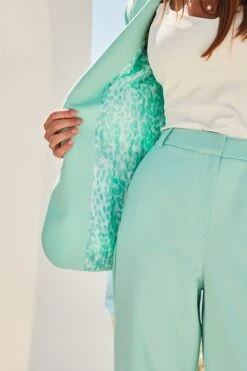 Mint Green Leopard Print Lining Blazer -Sosandar Fashion Store web 2504 24 a23bw043gn0026 a23ow066gn0026 0310 1