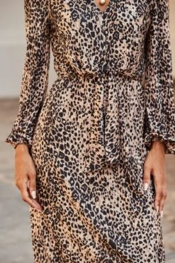 Animal Print Knot Front Plisse Midi Dress -Sosandar Fashion Store web 2507 01 dydrj085bran01 01 167