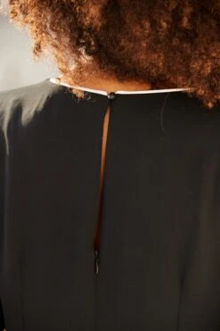 Black & White Contrast Trim Shift Dress 13 Black & White Contrast Trim Shift Dress -Sosandar Fashion Store web 2508 01 dydrw059bk0001 01 103