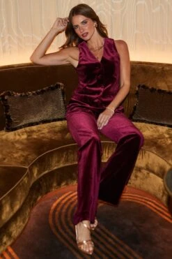 Deep Burgundy Luxe Velvet Waistcoat -Sosandar Fashion Store web 2508 117 a25ow002bn0014 a25bw023bn0014 117 070