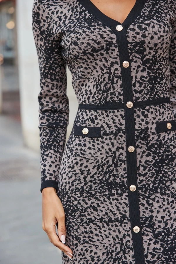 Leopard Print Jacquard Knit Dress 6 Leopard Print Jacquard Knit Dress - Image 4