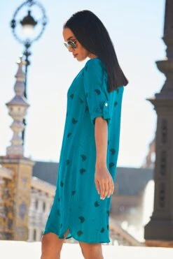 Green Dandelion Print Zip Front Shift Dress -Sosandar Fashion Store web 28 s22dw185gnfl01 110