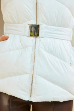 Ivory Faux Fur Collar Padded Coat 14 Ivory Faux Fur Collar Padded Coat -Sosandar Fashion Store web 44 s23ow014nl0006 156 1