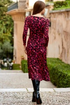 Red & Black Morocco Print Ruched Front Midi Jersey Dress -Sosandar Fashion Store web 52 a21dj053pimm01 128