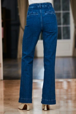 Mid Blue Wide Leg Pocket Detail Jeans -Sosandar Fashion Store web 65 a22bd016be0010 s23tk851be0009 087