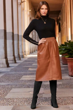 Tan Faux Leather Stretch Waist Skirt 9 Tan Faux Leather Stretch Waist Skirt -Sosandar Fashion Store web 83 s23sp003bn0004 a20tk008bk0001 034
