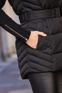 Black Faux Fur Trim Belted Padded Gilet With Hood 16 Black Faux Fur Trim Belted Padded Gilet With Hood -Sosandar Fashion Store web 85 s23ow007bk0001 200