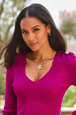 Gold Plated Hammered Chain Link Necklace 8 Gold Plated Hammered Chain Link Necklace -Sosandar Fashion Store web crop 2309 175 a23tk258pe0015 175 094