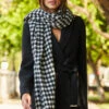 Black & White Dogtooth Print Tassel Detail Scarf -Sosandar Fashion Store web extras scarves 136