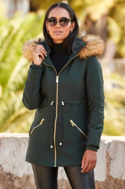 Green Faux Fur Hooded Parka With Gold Zip Pockets -Sosandar Fashion Store web rt 37 ss19or01bk0001 169