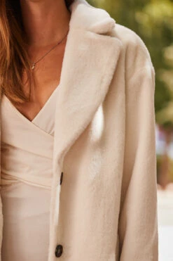 Ivory Relaxed Fit Longline Faux Fur Coat 16 Ivory Relaxed Fit Longline Faux Fur Coat -Sosandar Fashion Store web rt 82 a22ow062nl0006 468
